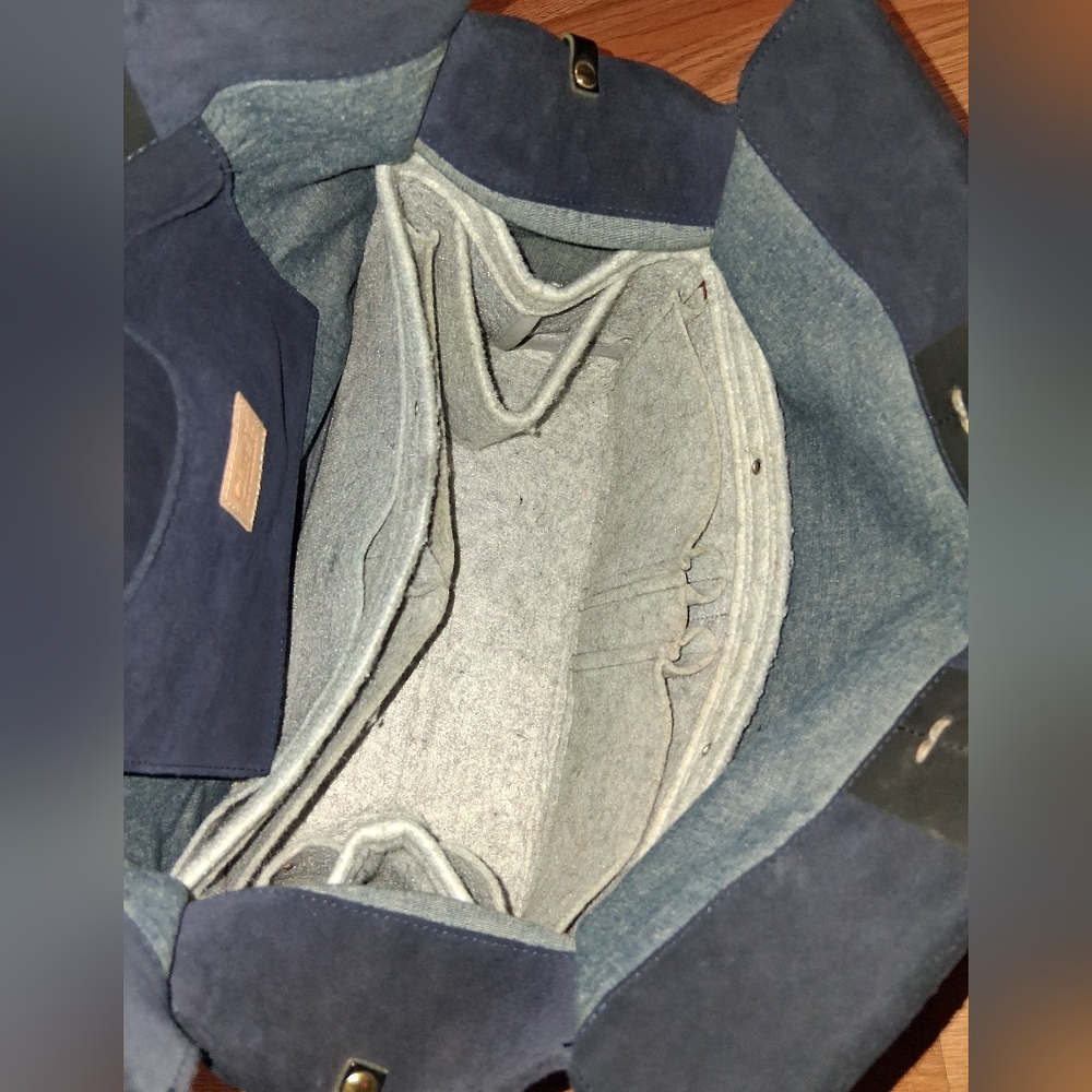 Clare V. Los Angeles Navy Suede Bag with Tan Leather Logo Patch - Picture 8 of 13